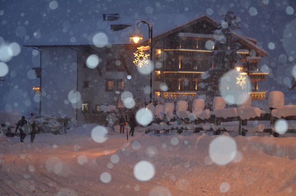 Sporthotel Zugspitze Lermoos Eksteriør billede